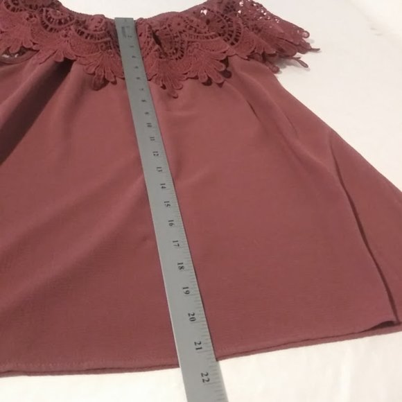 Wishful women's size 1X mulberry sleeveless blouse - Picture 12 of 15